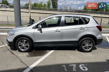 Внедорожник / Кроссовер Suzuki SX4 2019 в Киеве