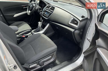 Внедорожник / Кроссовер Suzuki SX4 2019 в 