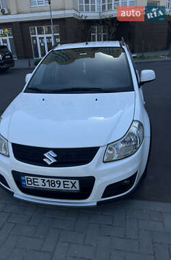 Позашляховик / Кросовер Suzuki SX4 2012 в Миколаєві
