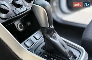 Позашляховик / Кросовер Suzuki SX4 2021 в 