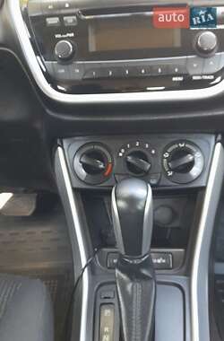 Позашляховик / Кросовер Suzuki SX4 2017 в 