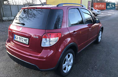 Внедорожник / Кроссовер Suzuki SX4 2011 в 