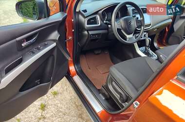 Внедорожник / Кроссовер Suzuki SX4 2018 в 