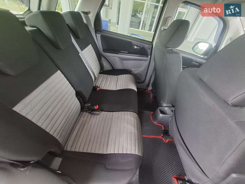 Внедорожник / Кроссовер Suzuki SX4 2012 в Николаеве
