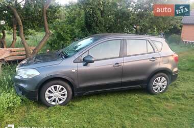 Внедорожник / Кроссовер Suzuki SX4 2017 в Киеве