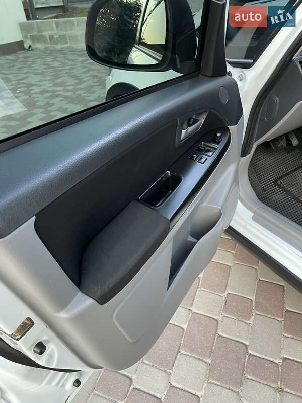 Позашляховик / Кросовер Suzuki SX4 2011 в Харкові