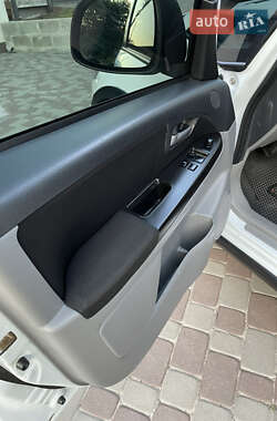 Внедорожник / Кроссовер Suzuki SX4 2011 в 