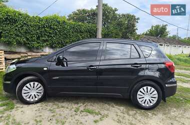 Внедорожник / Кроссовер Suzuki SX4 2015 в Киеве