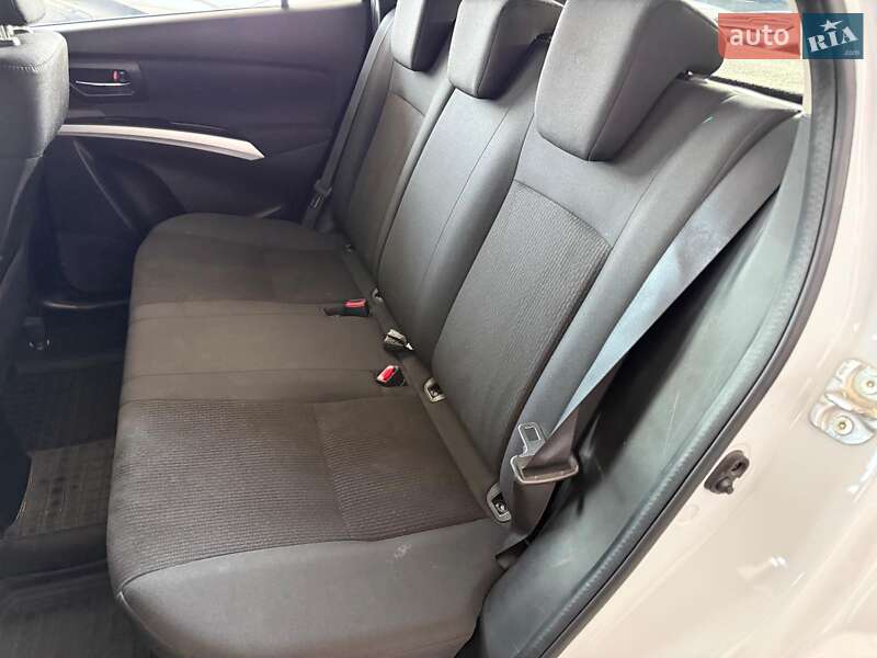 Позашляховик / Кросовер Suzuki SX4 2018 в Одесі