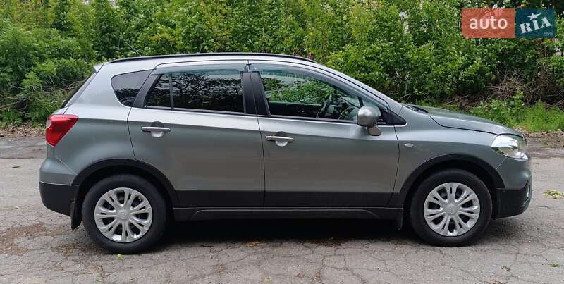 Внедорожник / Кроссовер Suzuki SX4 2019 в Виннице