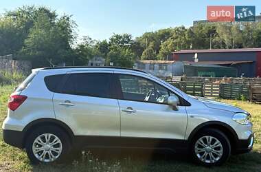Внедорожник / Кроссовер Suzuki SX4 2021 в 