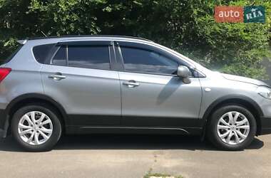 Внедорожник / Кроссовер Suzuki SX4 2019 в Киеве