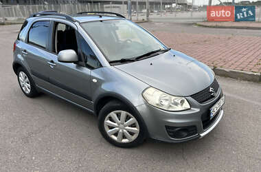 Позашляховик / Кросовер Suzuki SX4 2012 в Львові