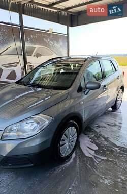 Внедорожник / Кроссовер Suzuki SX4 2014 в Виннице