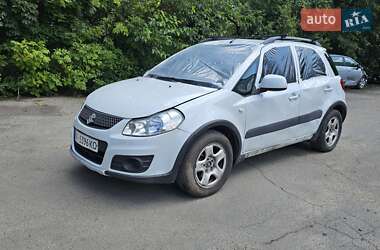 Внедорожник / Кроссовер Suzuki SX4 2014 в Киеве
