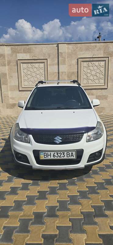 Позашляховик / Кросовер Suzuki SX4 2013 в Одесі
