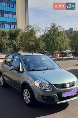 Внедорожник / Кроссовер Suzuki SX4 2013 в Харькове