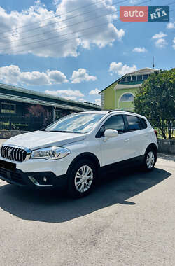 Позашляховик / Кросовер Suzuki SX4 2020 в Києві