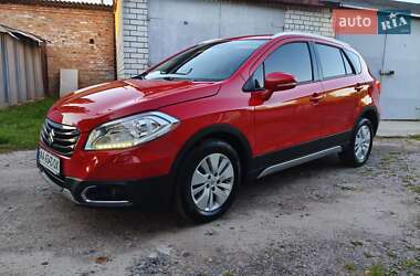 Позашляховик / Кросовер Suzuki SX4 2015 в Києві