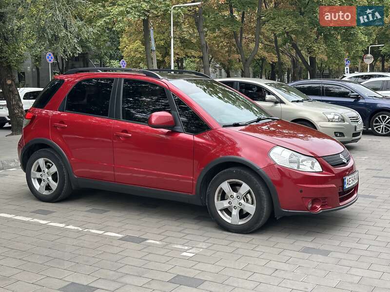Позашляховик / Кросовер Suzuki SX4 2012 в Дніпрі
