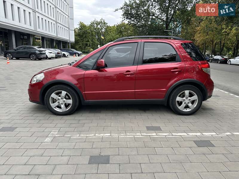 Позашляховик / Кросовер Suzuki SX4 2012 в Дніпрі
