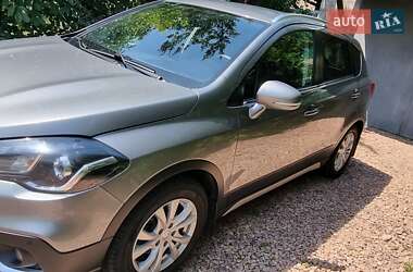 Внедорожник / Кроссовер Suzuki SX4 2019 в Днепре