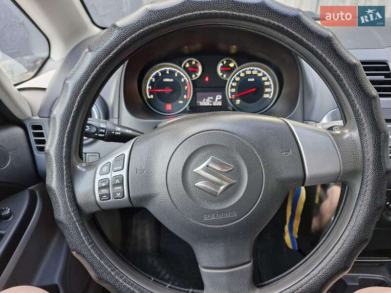 Внедорожник / Кроссовер Suzuki SX4 2013 в Броварах