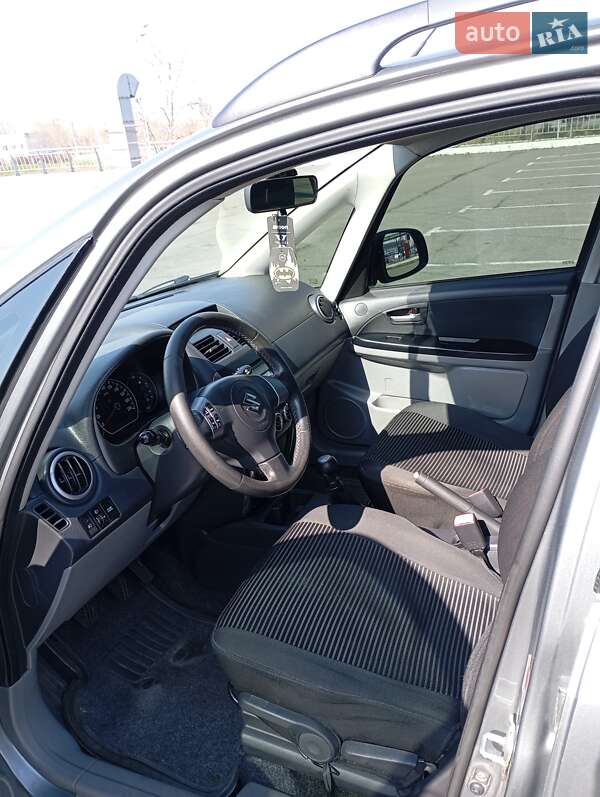 Хэтчбек Suzuki SX4 2007 в Киеве