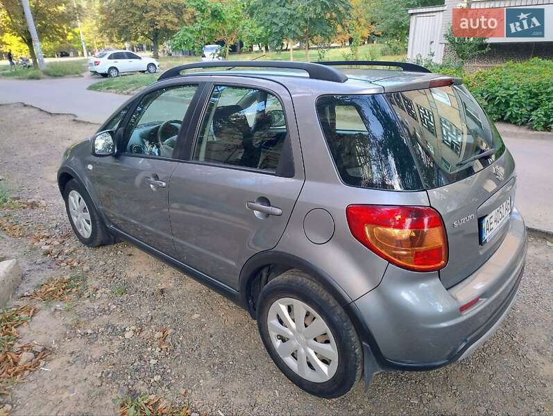 Позашляховик / Кросовер Suzuki SX4 2014 в Кривому Розі