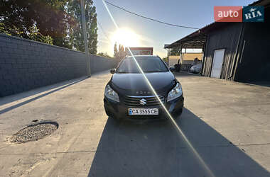 Внедорожник / Кроссовер Suzuki SX4 2014 в Черкассах