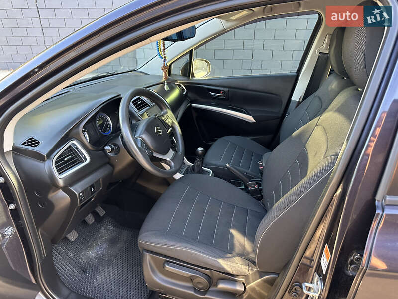 Внедорожник / Кроссовер Suzuki SX4 2014 в Черкассах фото 6 Внедорожник / Кроссовер Suzuki SX4 2014 в Черкассах