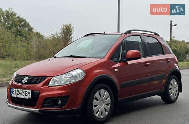 Внедорожник / Кроссовер Suzuki SX4 2012 в 