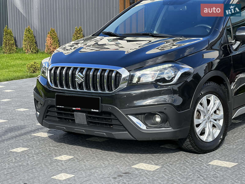 Внедорожник / Кроссовер Suzuki SX4 2017 в Ужгороде фото 3 Внедорожник / Кроссовер Suzuki SX4 2017 в Ужгороде