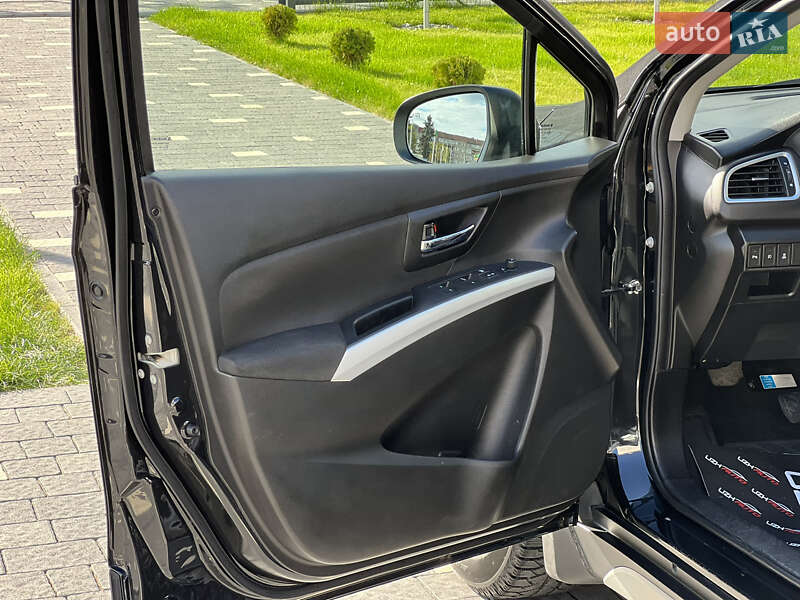 Внедорожник / Кроссовер Suzuki SX4 2017 в Ужгороде фото 26 Внедорожник / Кроссовер Suzuki SX4 2017 в Ужгороде