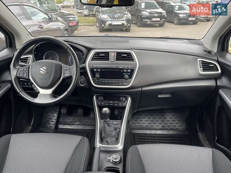 Позашляховик / Кросовер Suzuki SX4 2014 в Миколаєві