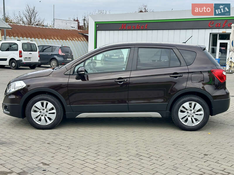 Позашляховик / Кросовер Suzuki SX4 2014 в Житомирі