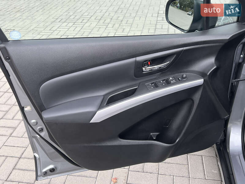 Внедорожник / Кроссовер Suzuki SX4 2014 в Житомире фото 31 Внедорожник / Кроссовер Suzuki SX4 2014 в Житомире