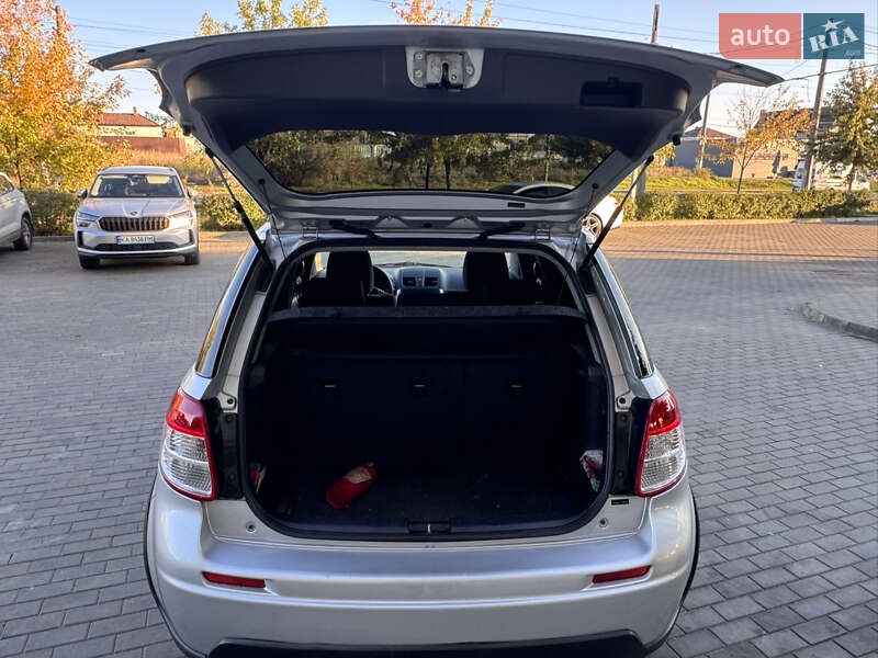 Позашляховик / Кросовер Suzuki SX4 2012 в Одесі фото 49 Позашляховик / Кросовер Suzuki SX4 2012 в Одесі