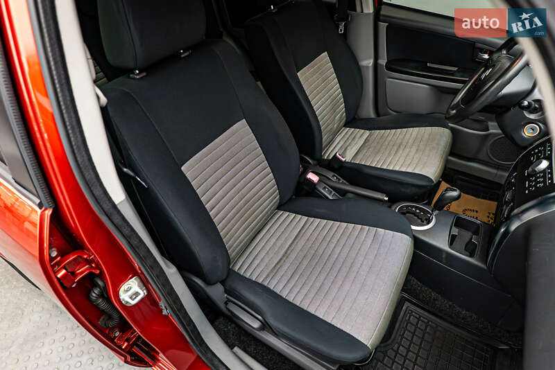 Хэтчбек Suzuki SX4 2008 в Киеве