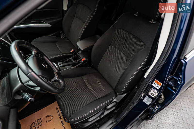Позашляховик / Кросовер Suzuki SX4 2019 в Києві фото 9 Позашляховик / Кросовер Suzuki SX4 2019 в Києві
