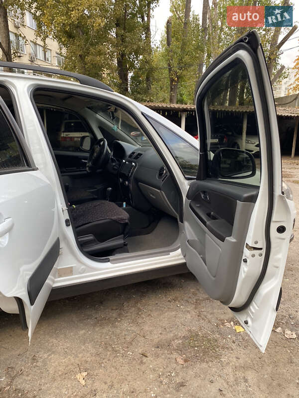 Внедорожник / Кроссовер Suzuki SX4 2012 в Одессе фото 10 Внедорожник / Кроссовер Suzuki SX4 2012 в Одессе