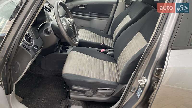 Хэтчбек Suzuki SX4 2009 в Киеве фото 12 Хэтчбек Suzuki SX4 2009 в Киеве