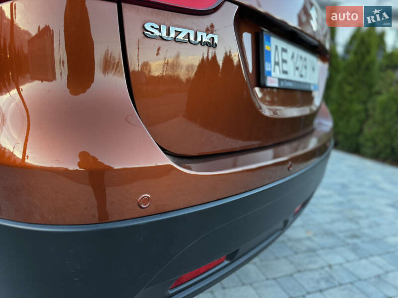 Внедорожник / Кроссовер Suzuki SX4 2017 в Киеве