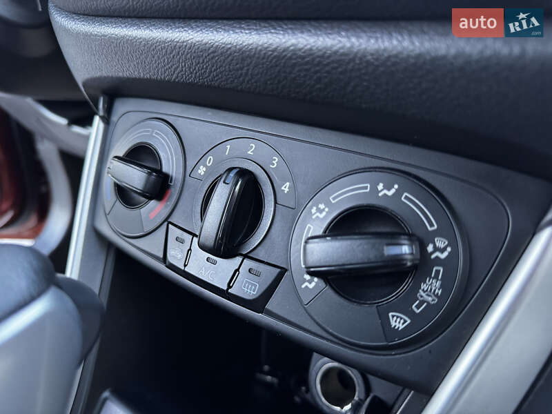 Внедорожник / Кроссовер Suzuki SX4 2017 в Киеве