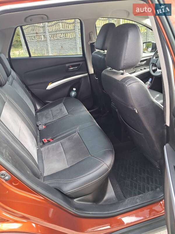 Внедорожник / Кроссовер Suzuki SX4 2017 в Днепре фото 8 Внедорожник / Кроссовер Suzuki SX4 2017 в Днепре