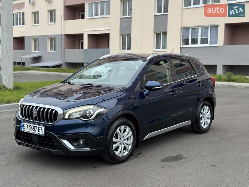 Внедорожник / Кроссовер Suzuki SX4 2017 в Харькове