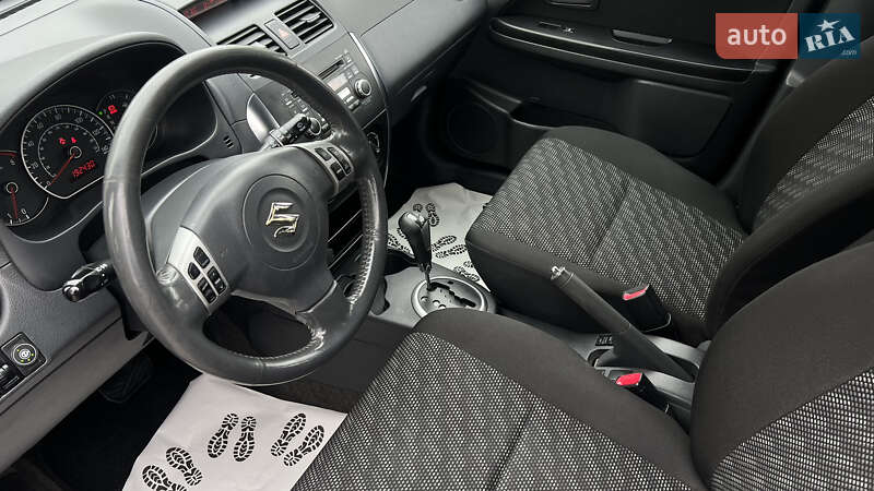 Хэтчбек Suzuki SX4 2008 в Львове