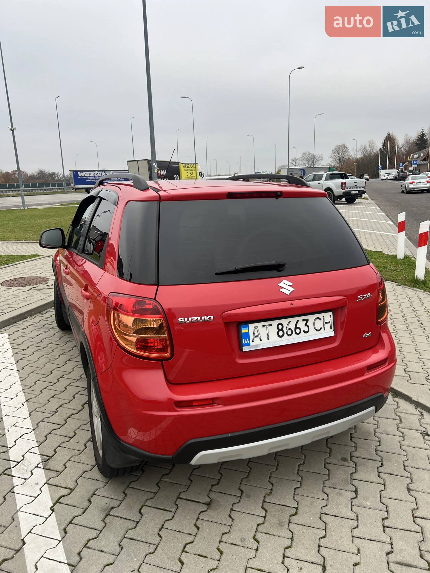 2011 Suzuki SX4 - мініатюра 12