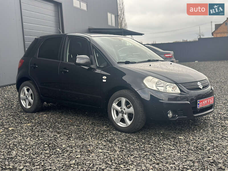 Внедорожник / Кроссовер Suzuki SX4 2010 в Луцке