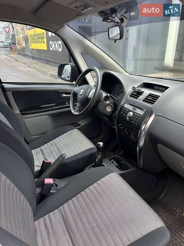 Хэтчбек Suzuki SX4 2008 в Киеве фото 13 Хэтчбек Suzuki SX4 2008 в Киеве